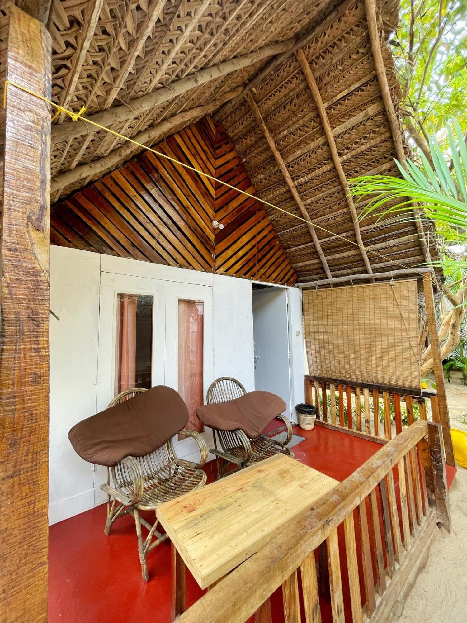 Ducknchill-agonda * Agonda