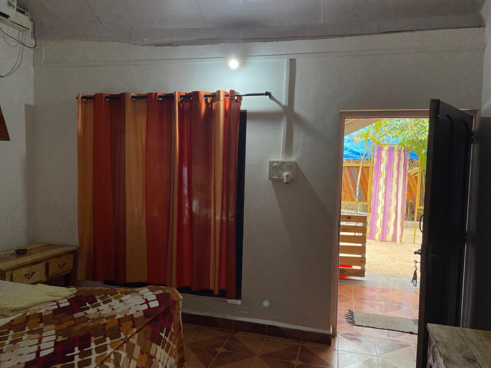Luxury tent Ducknchill-agonda