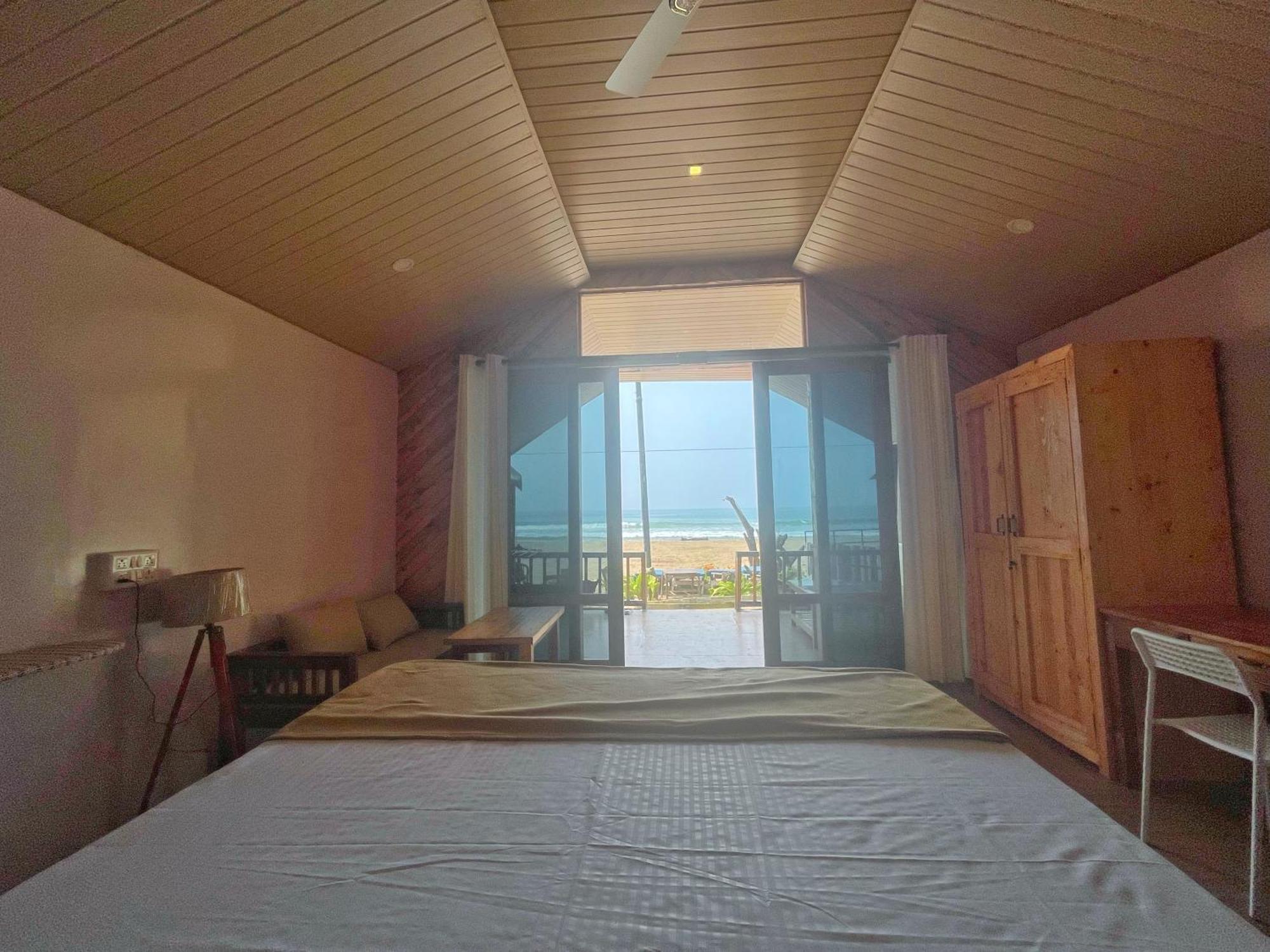 Ducknchill-agonda Luxury tent